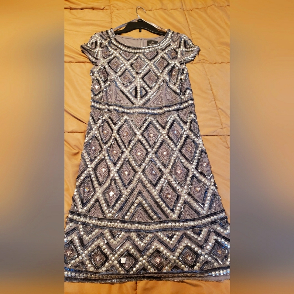 Women's Adrianna Papell dressy dress w sequins